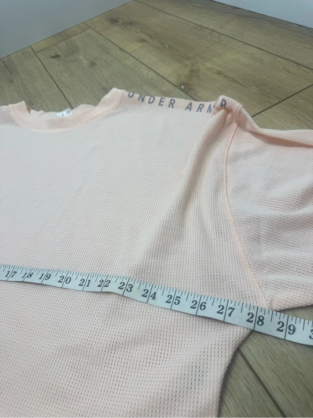 Under Armour Light Pink Mesh Crew Sweatshirt Loose Medium Women’s